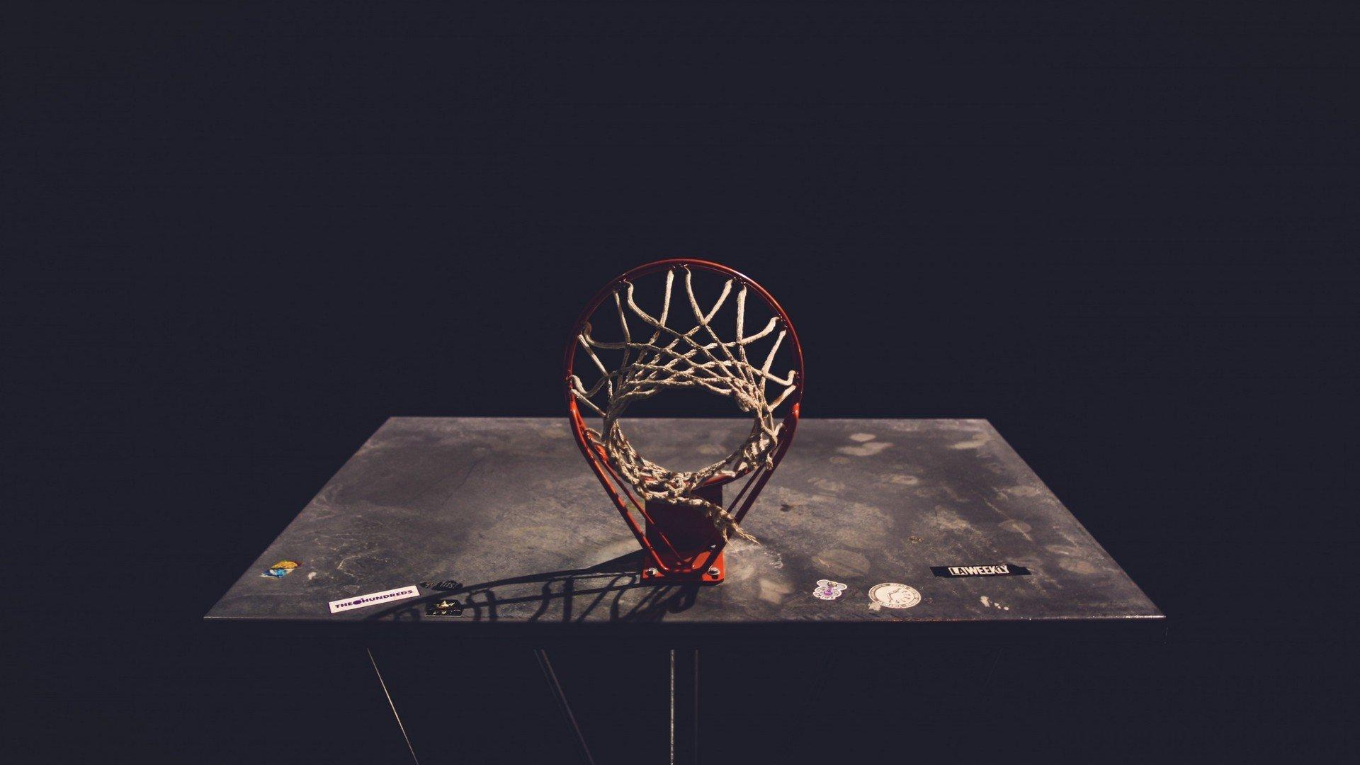 皇家马德里营养团队集体离职引发震动,俱乐部内部管理矛盾浮出水面