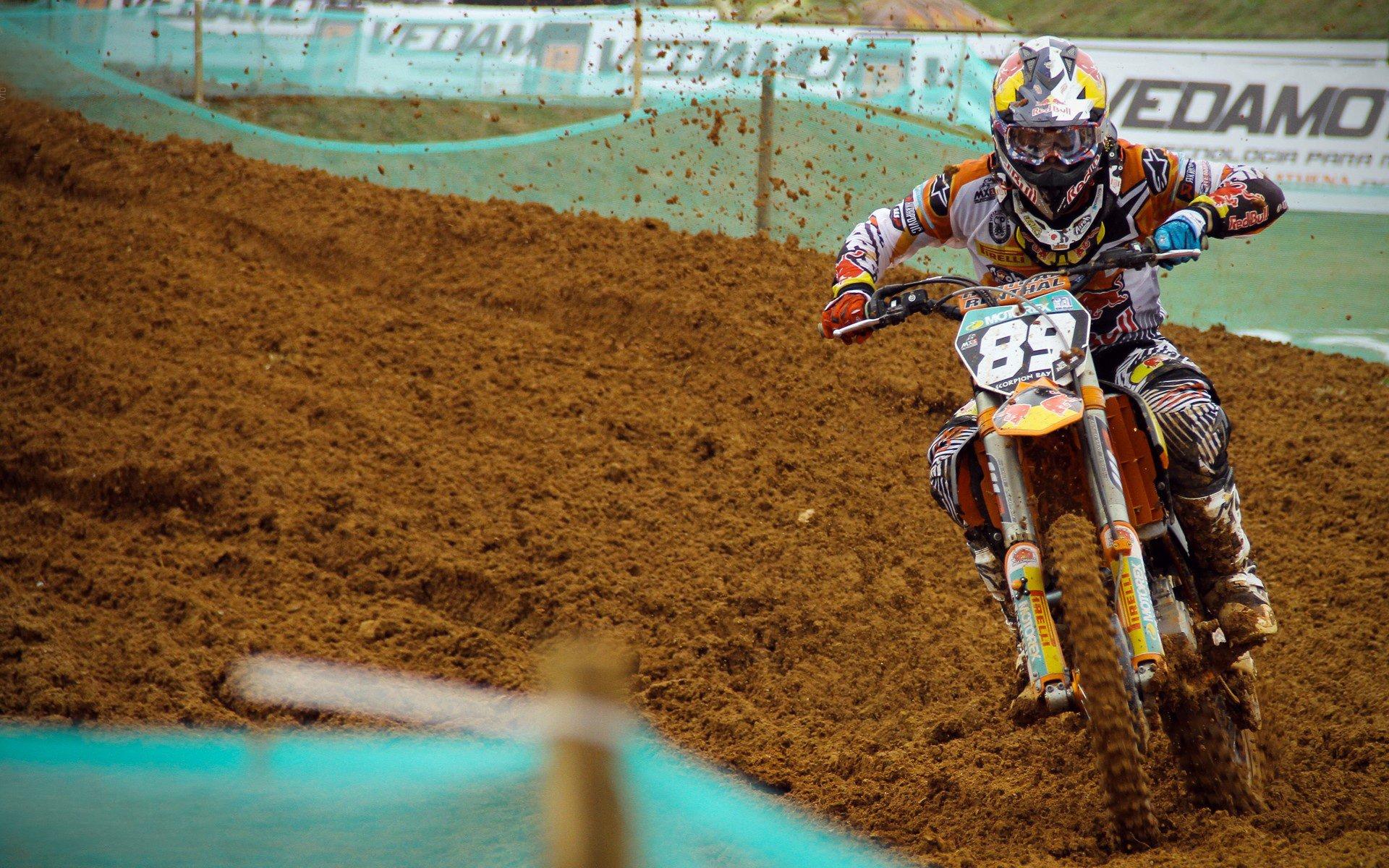 皇家社会门将雷米罗拒绝英超双雄邀约，坚守巴斯克雄心